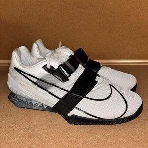 Nike Romaleos 4 Men's Size 10.5 Weightlifting Shoes White Black CD3463-101